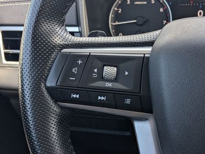 2024 Mitsubishi Outlander - Photo 23