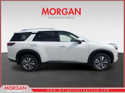 2023 Nissan Pathfinder - Photo 2