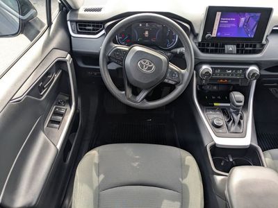 2024 Toyota RAV4 Hybrid - Photo 15
