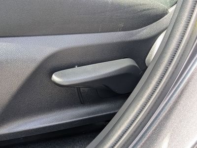 2024 Toyota RAV4 Hybrid - Photo 19