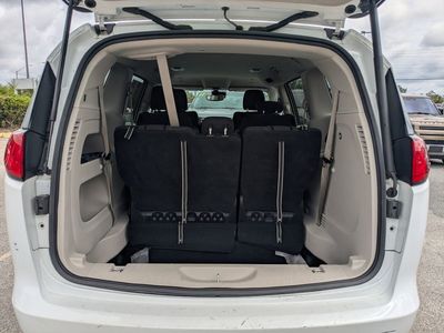 2023 Chrysler Voyager - Photo 11