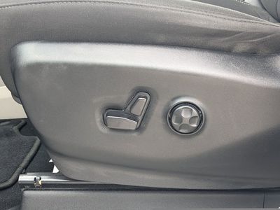 2023 Chrysler Voyager - Photo 20