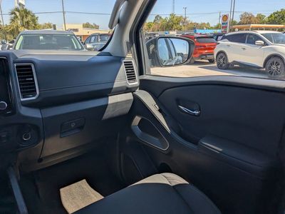 2023 Nissan Frontier - Photo 13