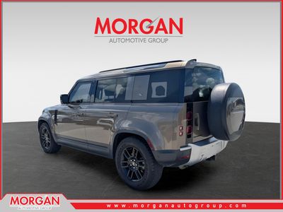 2021 Land Rover Defender 110 - Photo 5