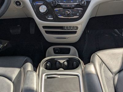 2024 Chrysler Pacifica - Photo 18