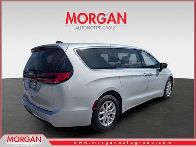 2024 Chrysler Pacifica - Photo 3