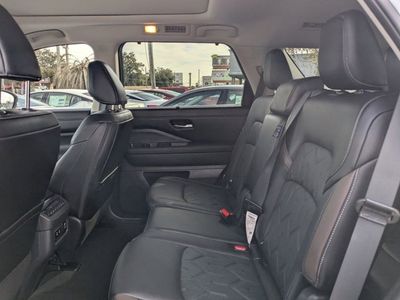 2026 Nissan Pathfinder — photo 14 view