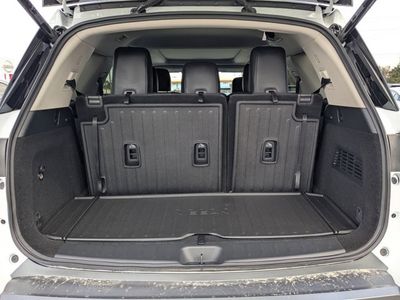 2026 Nissan Pathfinder — photo 12 view