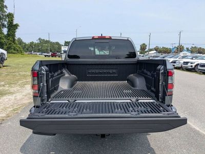 2026 Nissan Frontier — photo 12 view