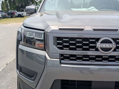 2026 Nissan Frontier — photo 9 view