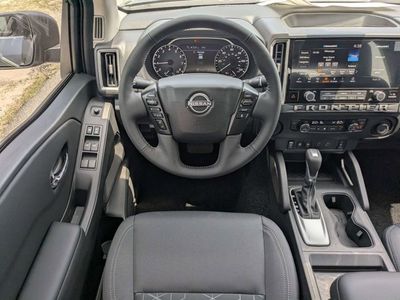 2026 Nissan Frontier — photo 15 view