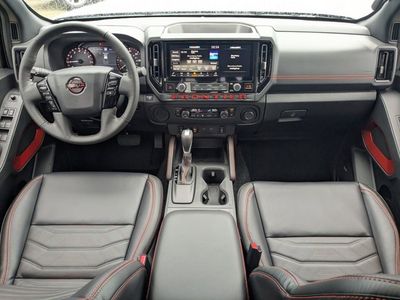 2026 Nissan Frontier - Photo 14