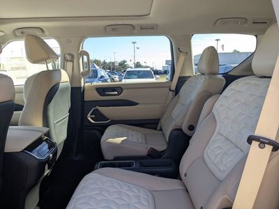 2026 Nissan Armada - Photo 13