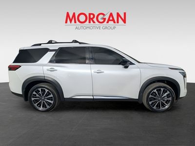2026 Nissan Pathfinder — side profile view