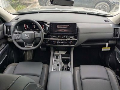 2026 Nissan Pathfinder - Photo 14