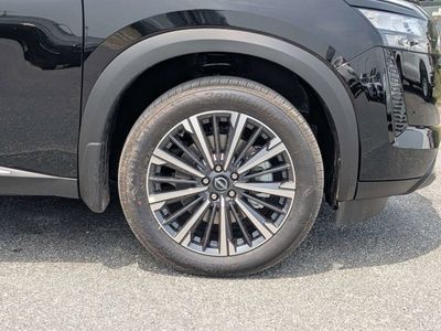 2026 Nissan Pathfinder - Photo 11