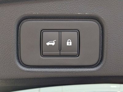 2026 Nissan Pathfinder - Photo 13