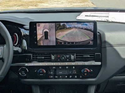2026 Nissan Pathfinder - Photo 18