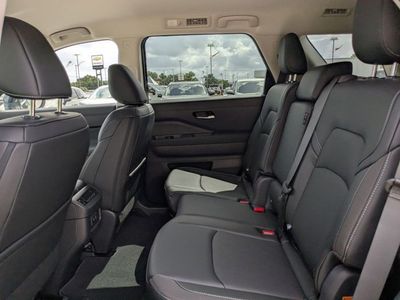 2026 Nissan Pathfinder - Photo 14