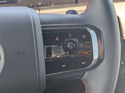 2025 Nissan Armada - Photo 25