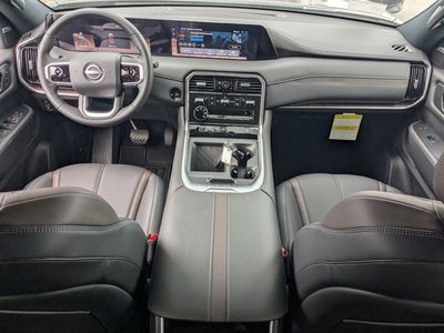 2026 Nissan Armada - Photo 17