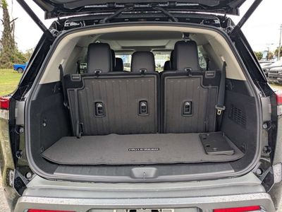 2026 Nissan Pathfinder — photo 11 view