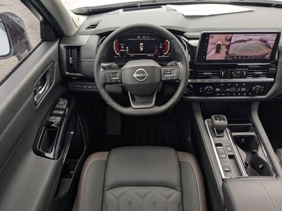 2026 Nissan Pathfinder — photo 16 view