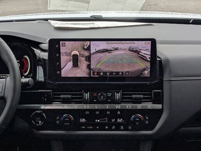 2026 Nissan Pathfinder — photo 18 view