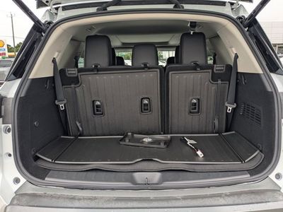 2026 Nissan Pathfinder — photo 12 view