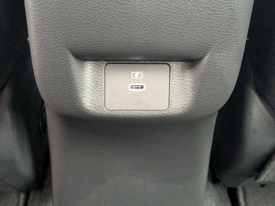 2025 Nissan Versa - Photo 13