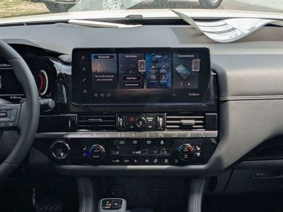 2026 Nissan Pathfinder — photo 17 view