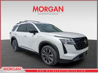 2026 Nissan Pathfinder Platinum in White — front three-quarter view
