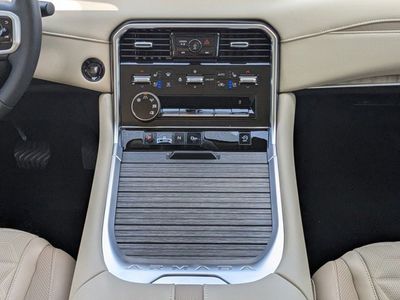 2026 Nissan Armada - Photo 18