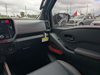 2026 Nissan Frontier - Photo 16