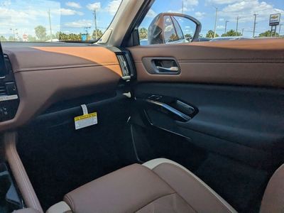 2026 Nissan Pathfinder — photo 17 view