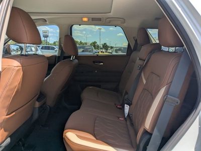 2026 Nissan Pathfinder — photo 14 view