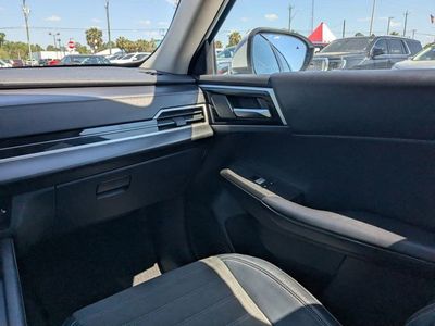 2024 Mitsubishi Outlander - Photo 18