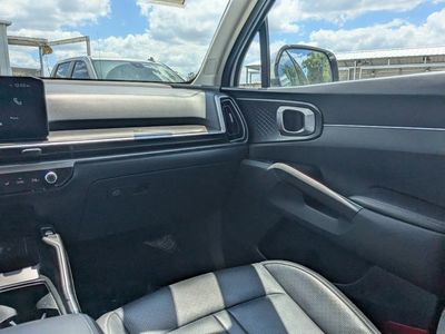 2024 Kia Sorento - Photo 16