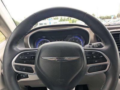 2023 Chrysler Voyager - Photo 25