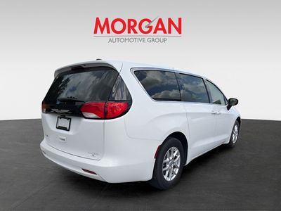 2023 Chrysler Voyager - Photo 4