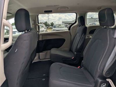 2023 Chrysler Voyager - Photo 15