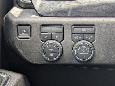 2025 Chevrolet Silverado 2500HD - Photo 17