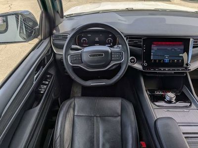 2023 Jeep Wagoneer L - Photo 14