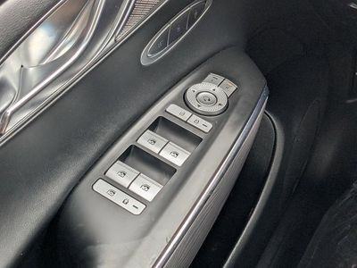 2022 Genesis GV70 - Photo 22