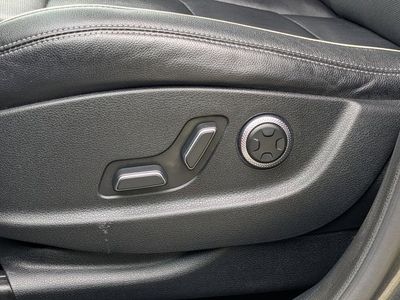 2022 Genesis GV70 - Photo 21