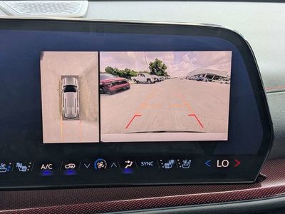 2024 Chevrolet Traverse - Photo 32