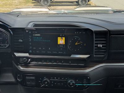2025 Chevrolet Silverado 1500 - Photo 18