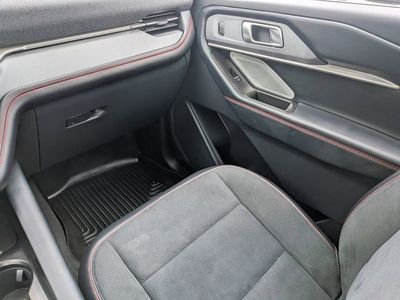 2025 Ford Explorer - Photo 19