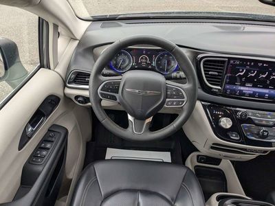 2023 Chrysler Pacifica - Photo 17