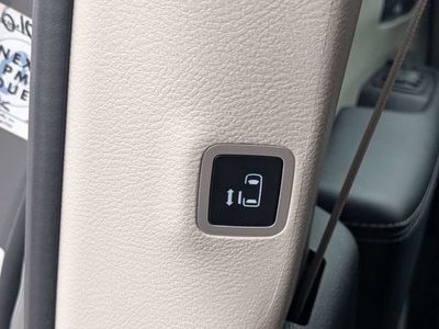 2023 Chrysler Pacifica - Photo 21
